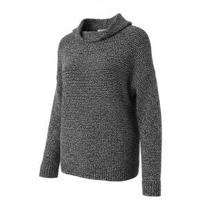 Alison Andrews Women's Black and White Knit Sweater